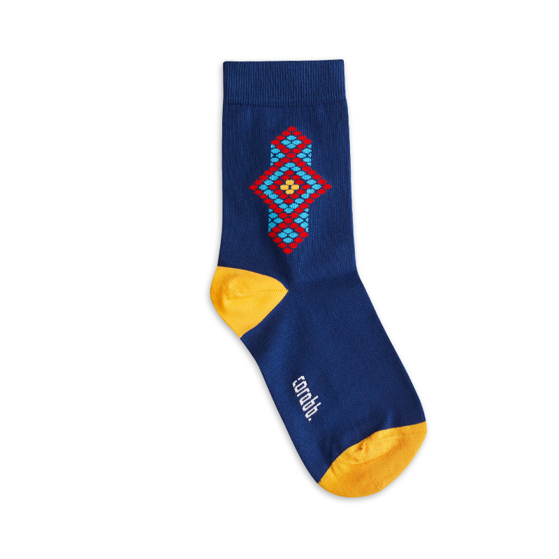 Order online or buy from the store 80% cotton socks designed on Azerbaijan network (shebeke) ornament as a gift. Delivery within Baku in 24 hours.